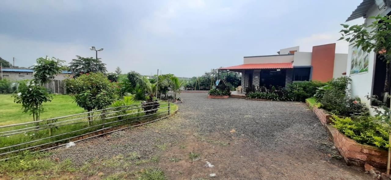 Apna Farmhouse - Private Villa With Pool & Play Area - Near Fort -15 Min To Ellora Caves Daulatabad Eksteriør bilde
